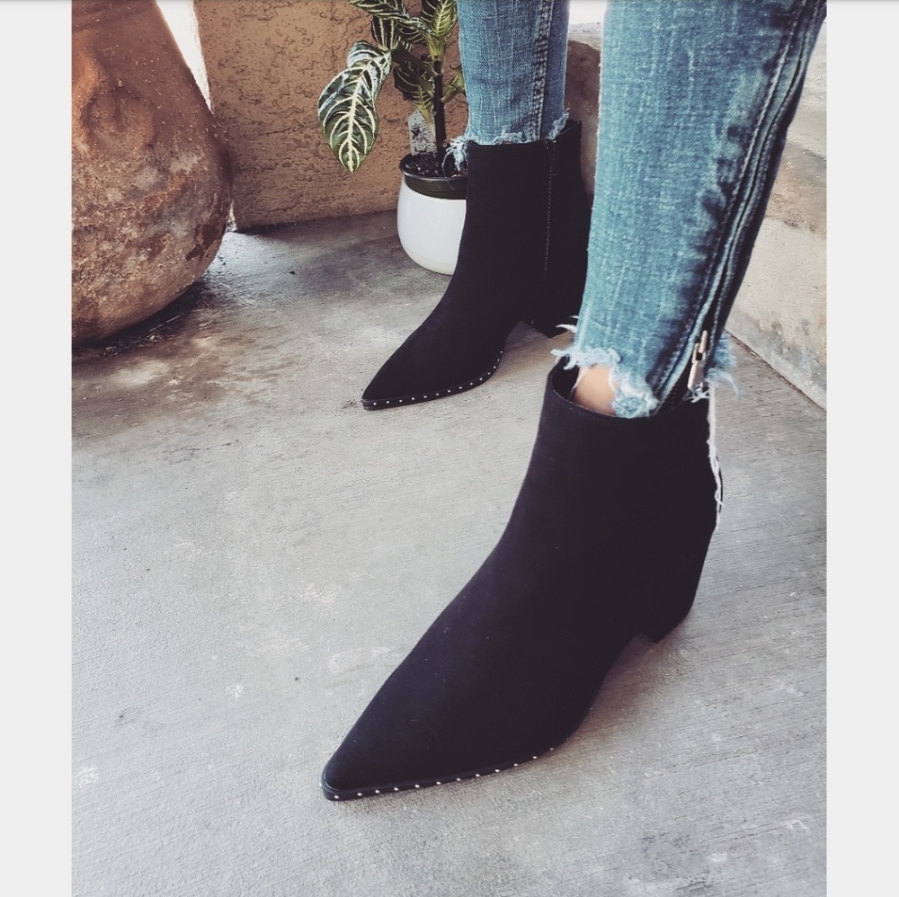 🆕️//The Margot// Black Vegan suede bootie - Picture 2 of 8